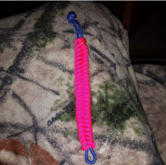 Paracord Bracelets - Picture 1 of 1